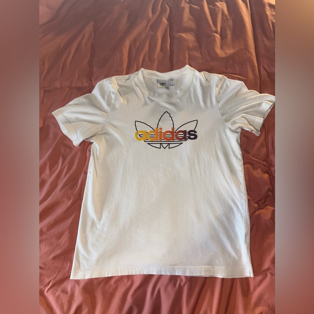 Adidas T-shirt